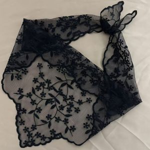 1pc Women's Elegant Black Floral Embroidered Triangle Scarf - Lightweight 100% Polyester, Non-Stretch Versatile Neck Wrap for Dates, Travel & Formal Events